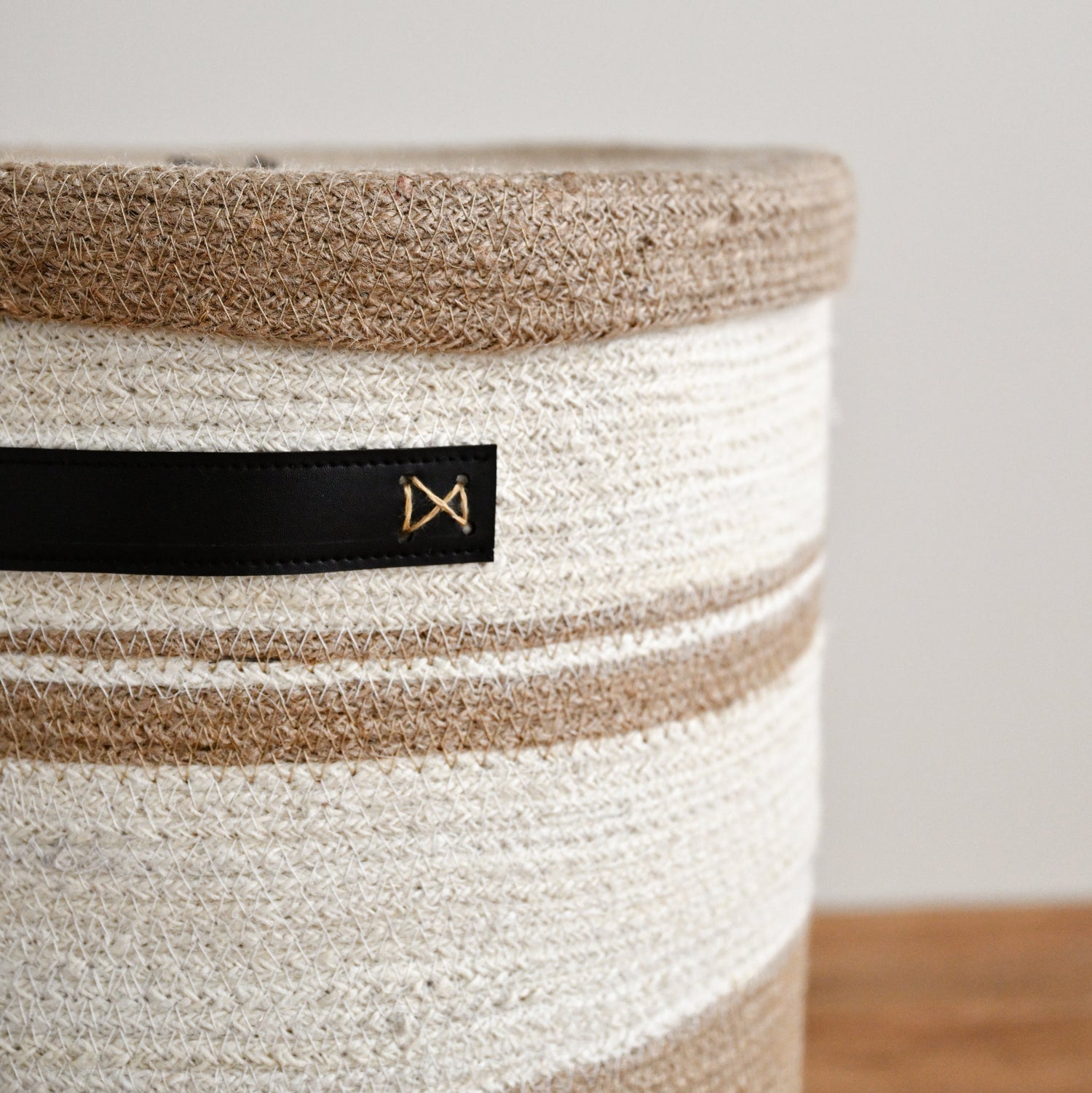 Shoreline Laundry Basket with Lid 1`
