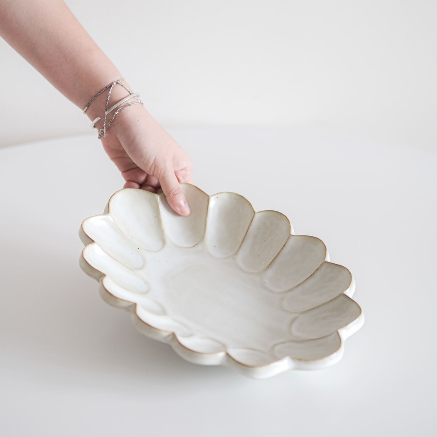 Speckled White Large Scallop Platter