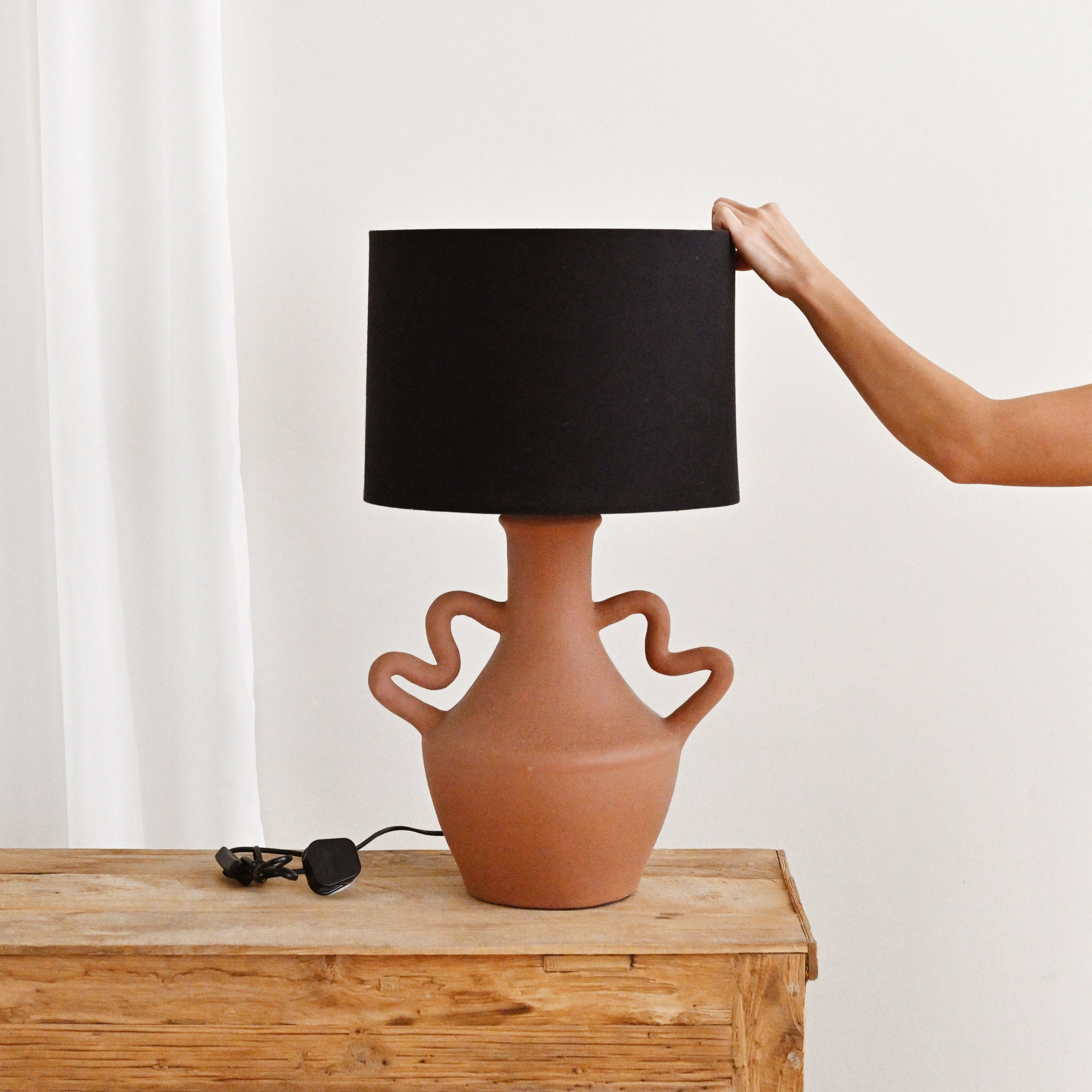 Terracotta Table Lamp with Handles 1