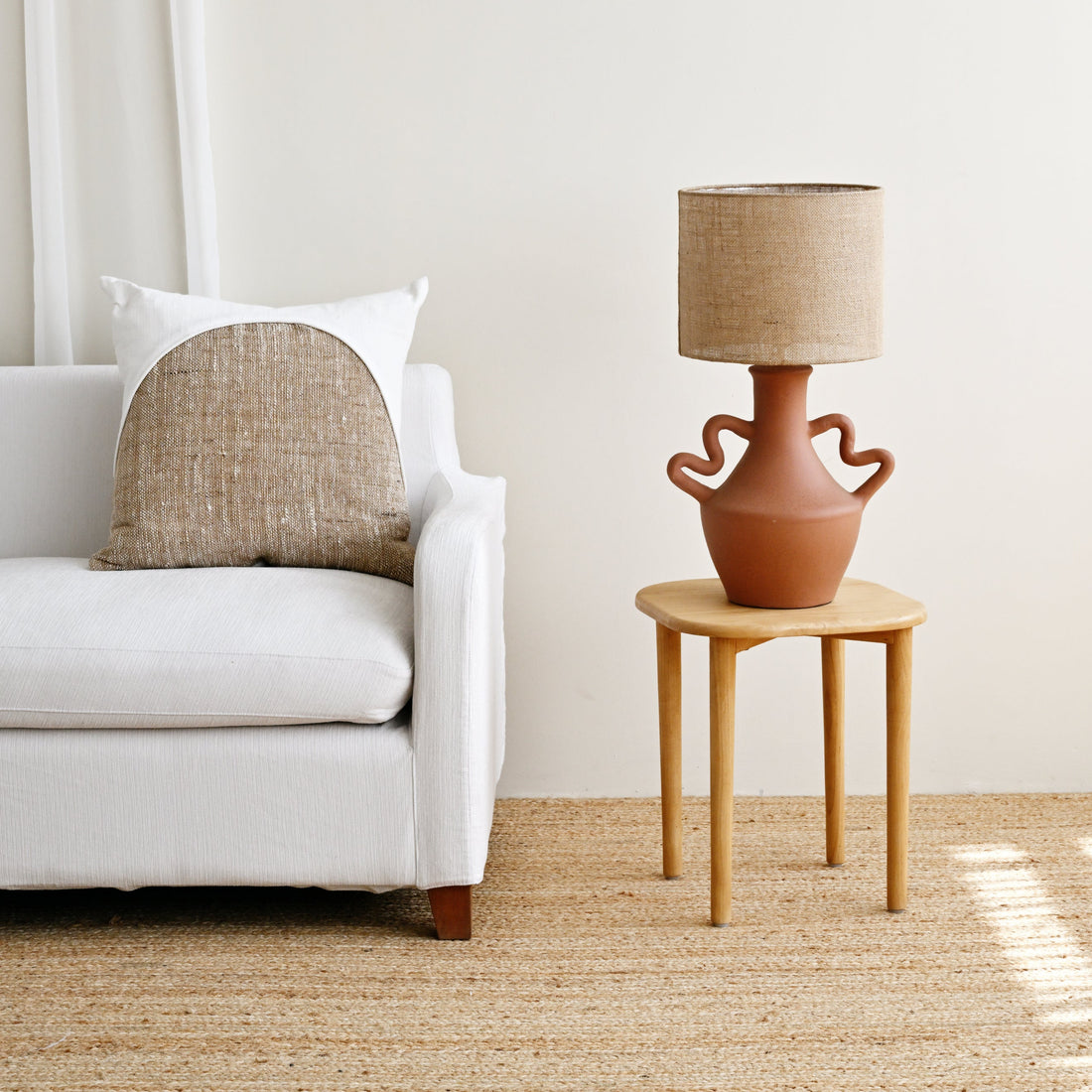 Terracotta Table Lamp with Handles 8