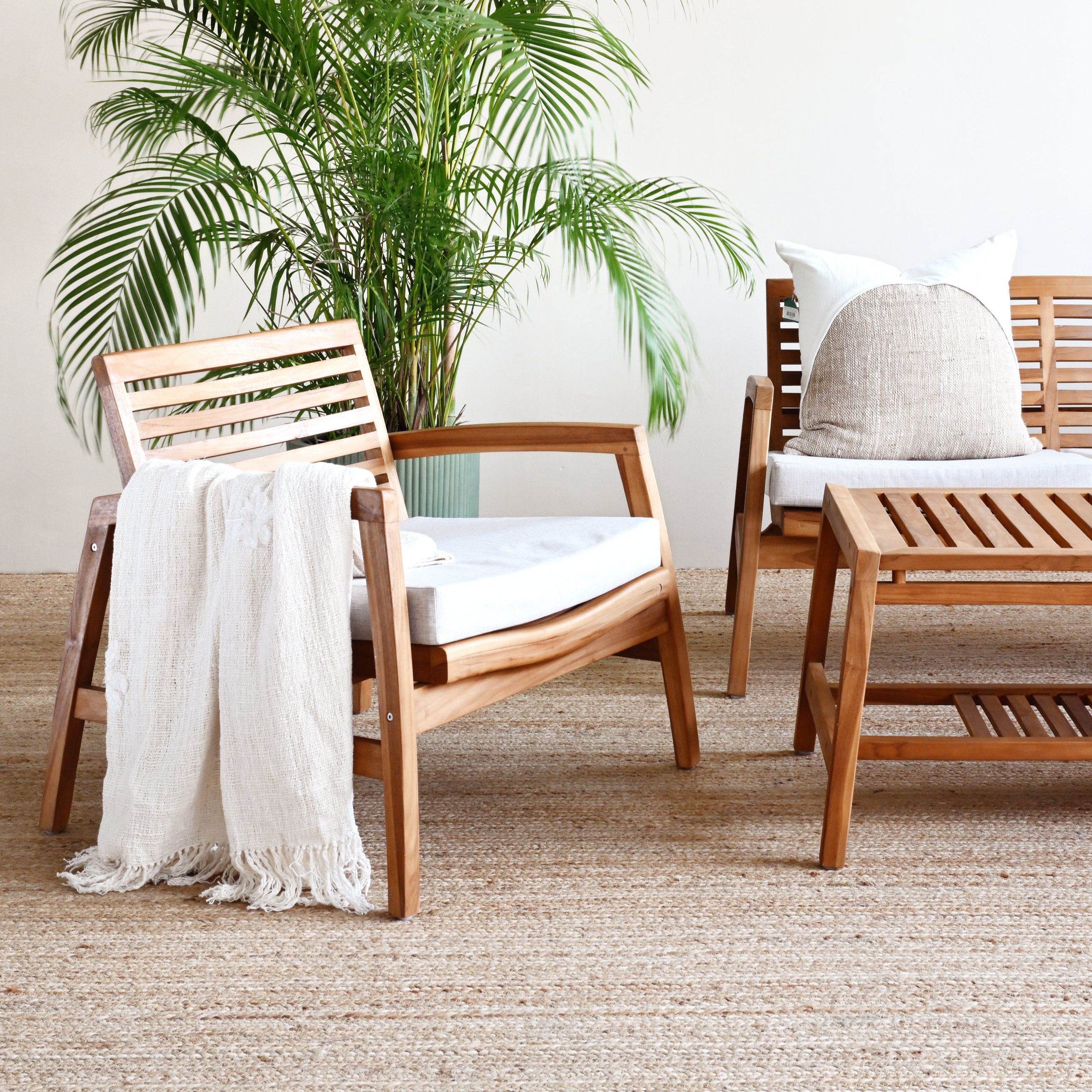 White Nora Palm Tree Throw 8