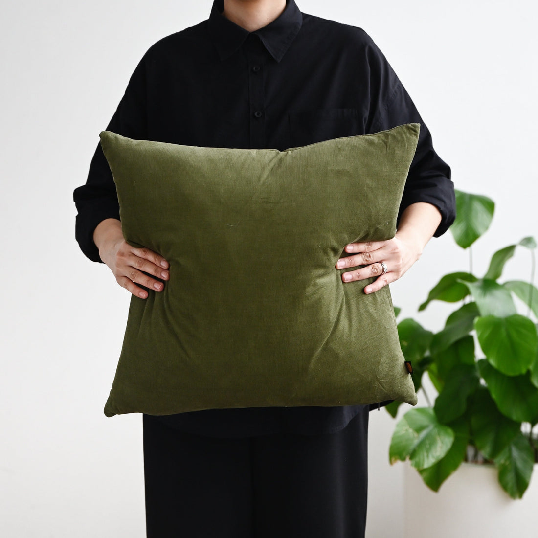 Tui Oregano Square Cushion