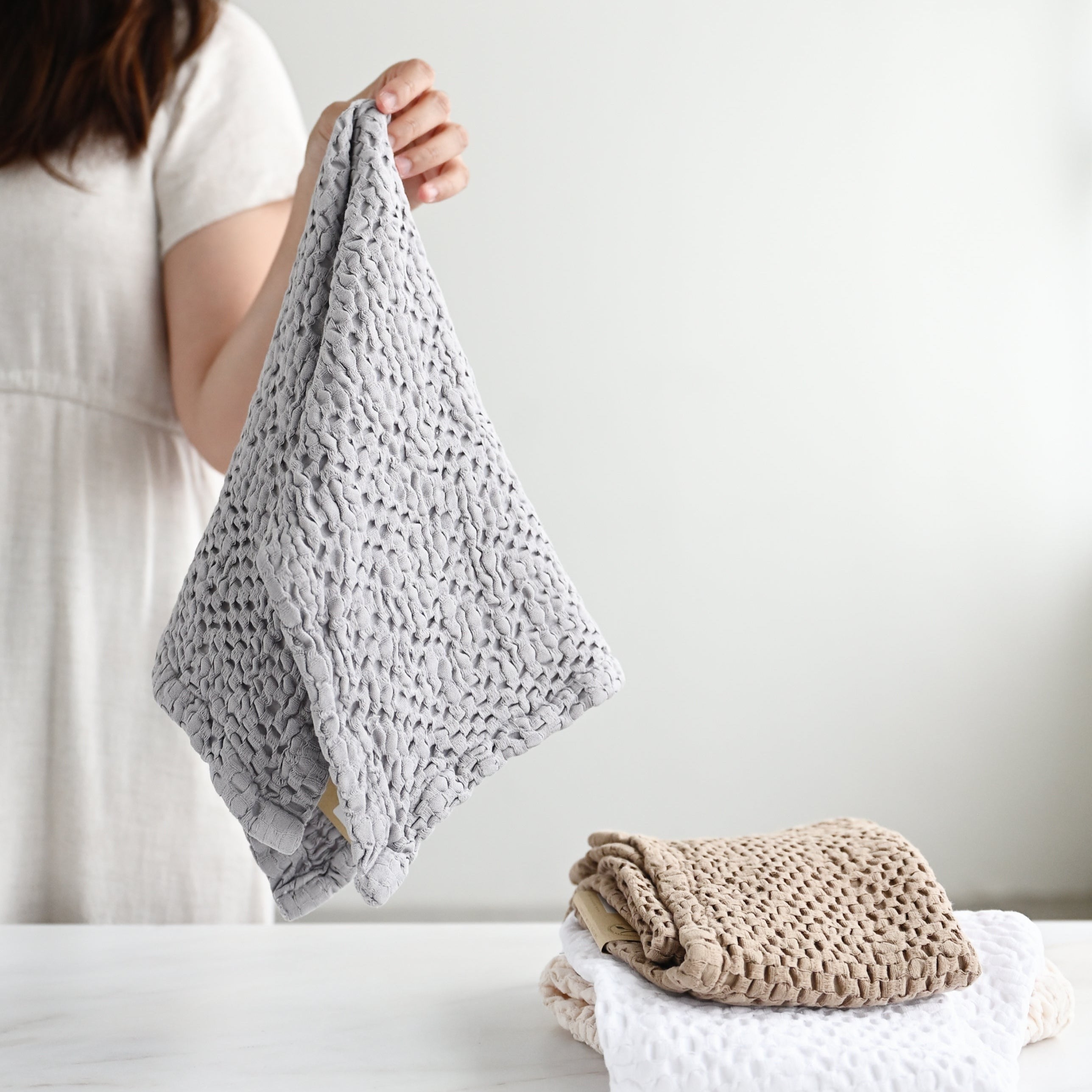 Heveya Vegan Cotton Hand Towel