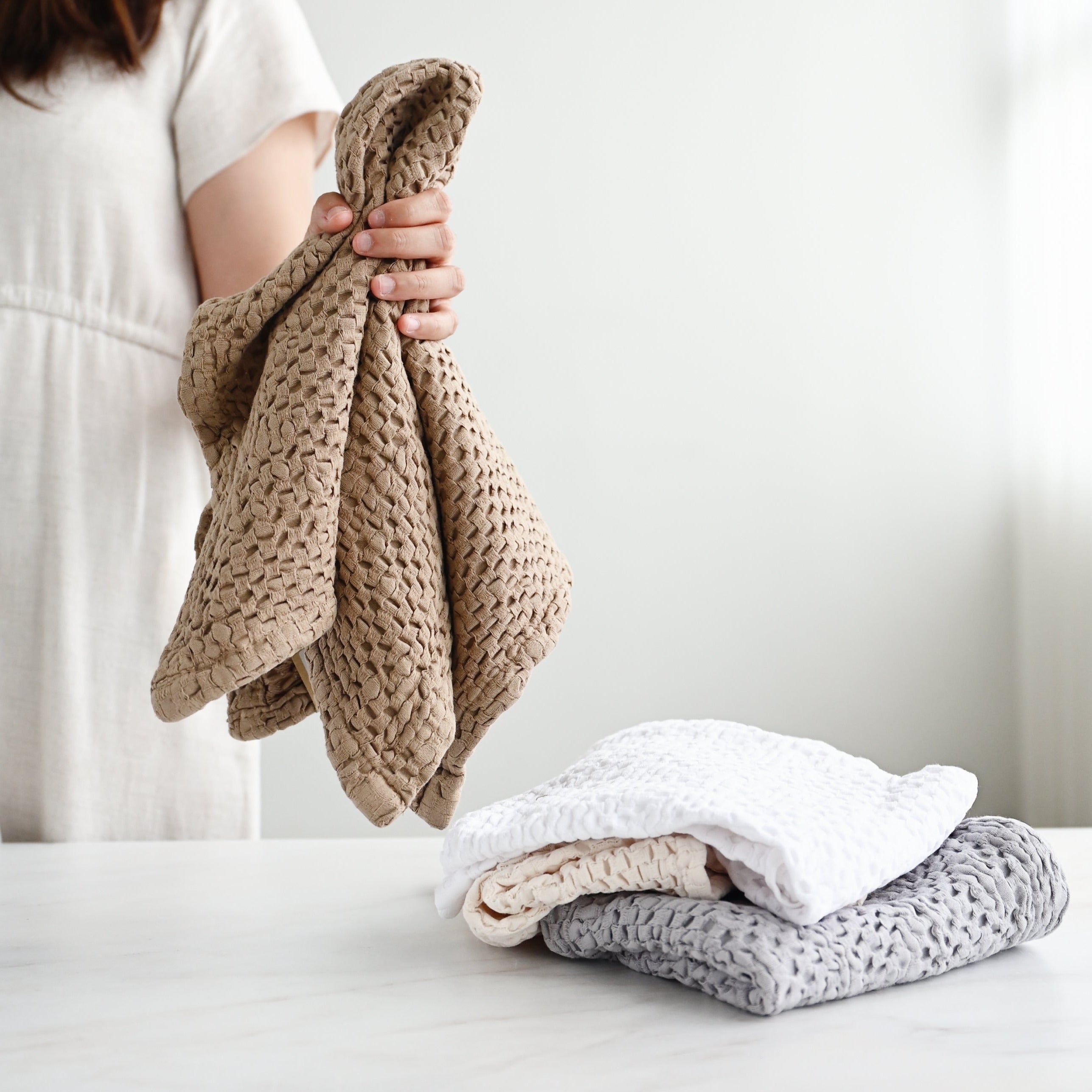 Heveya Vegan Cotton Hand Towel