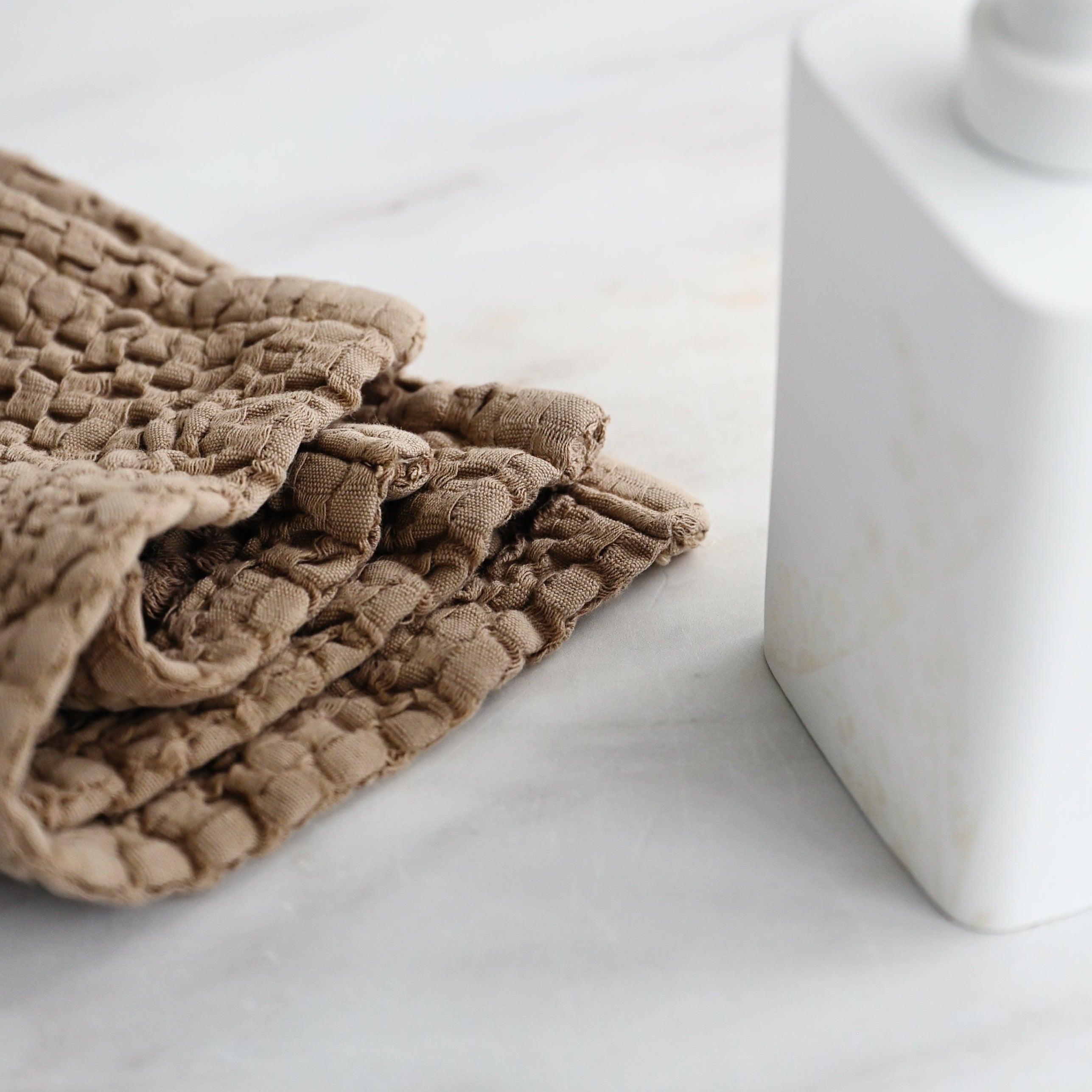 Heveya Vegan Cotton Face Towel