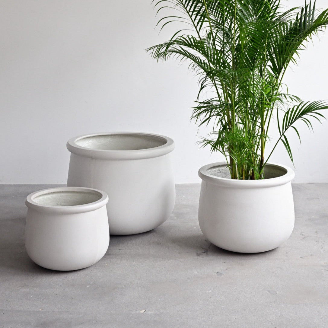 Bronte Concrete Pot - White