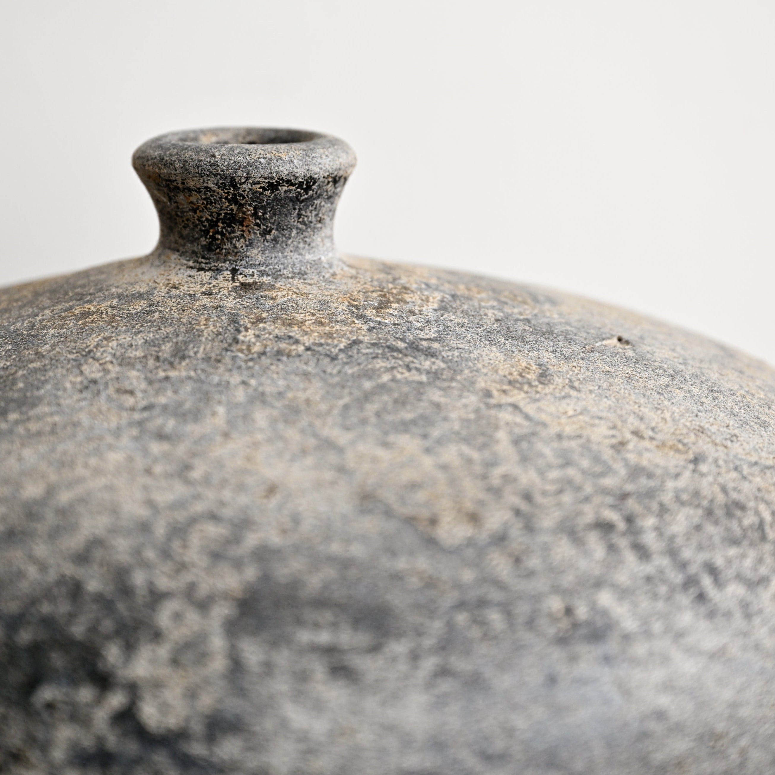 Yunan Terracotta Vase
