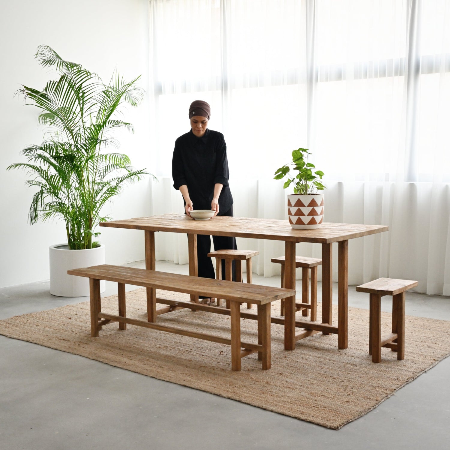 Sumiko Dining Table 