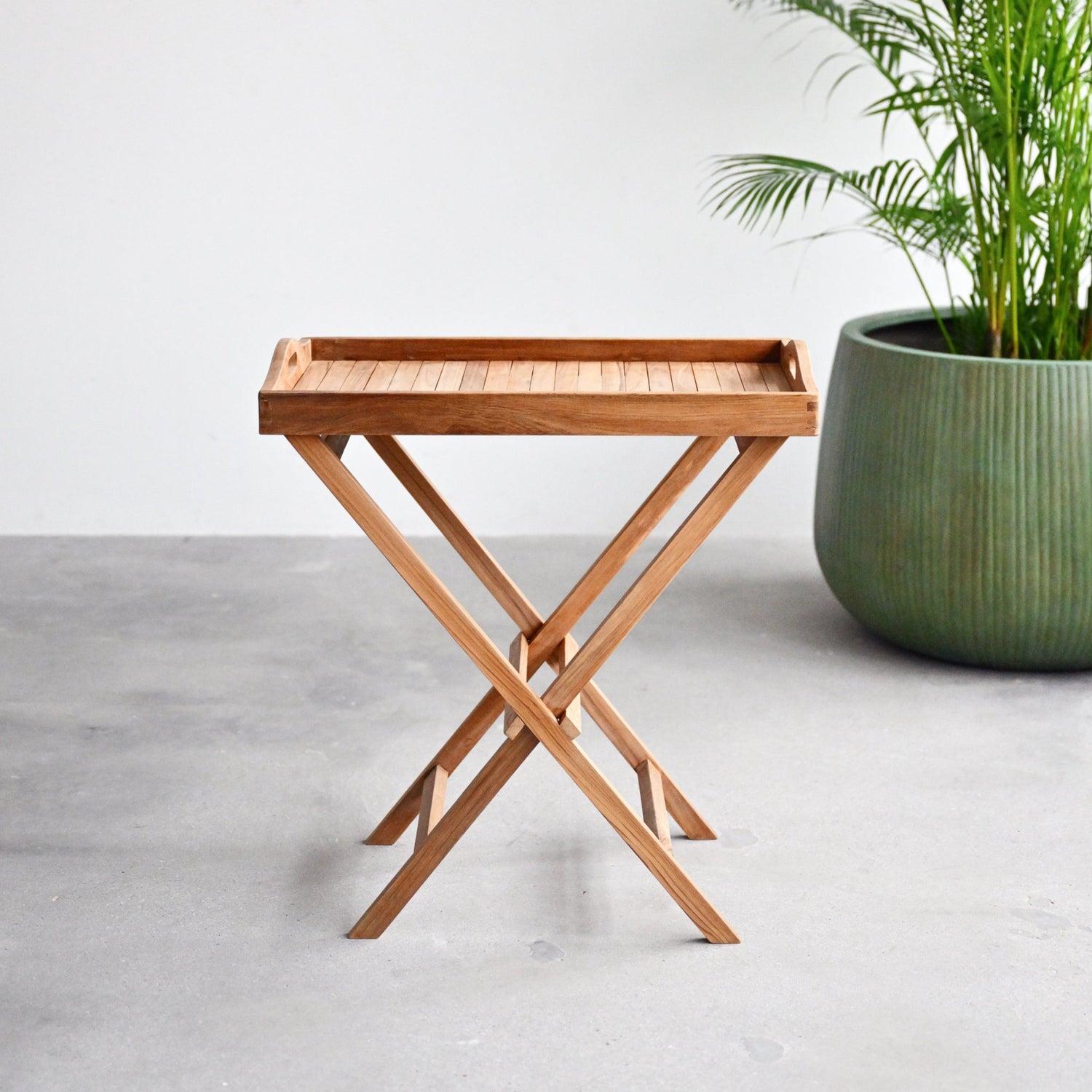 Arumi Teak Standing Tray