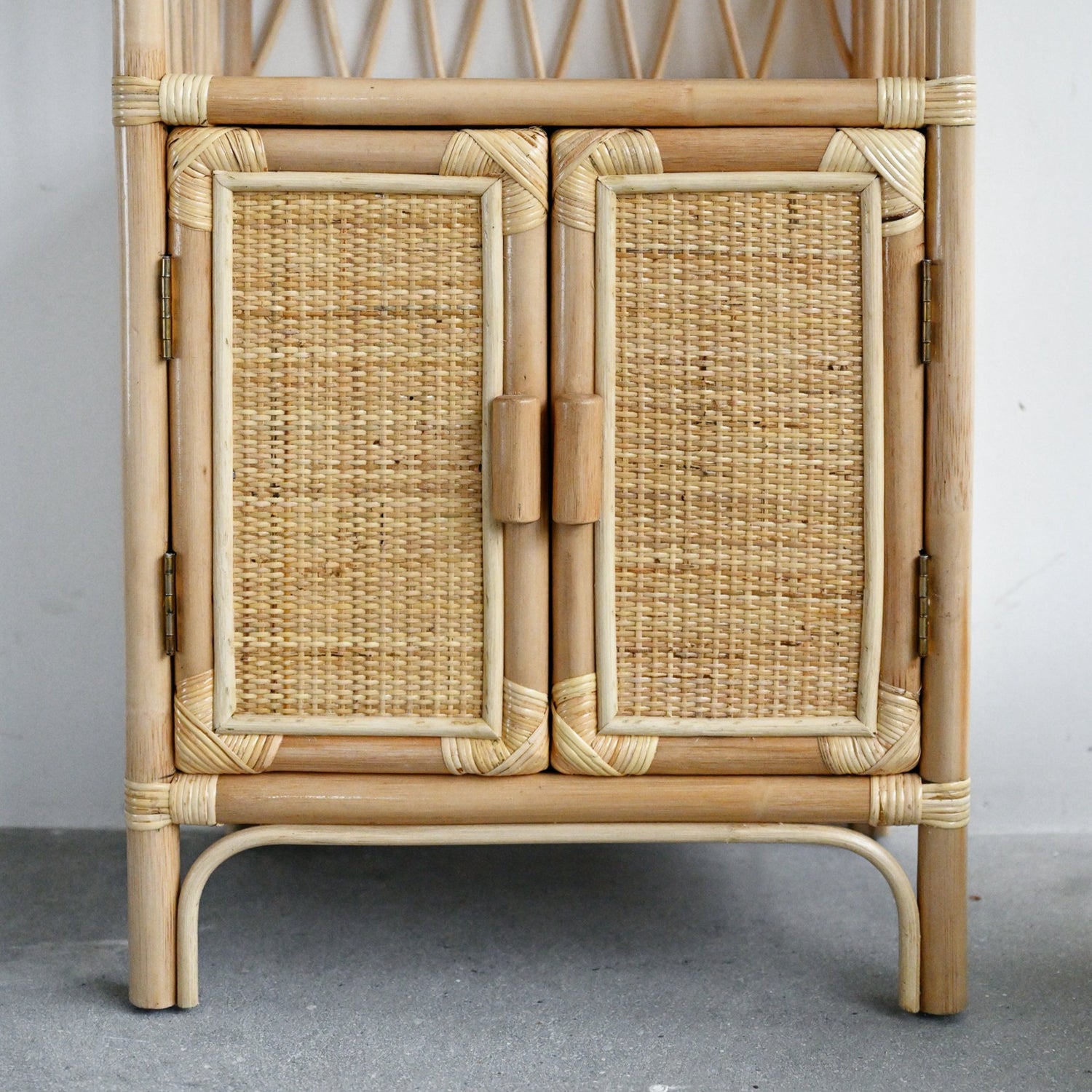 Insel Rattan Bookshelf