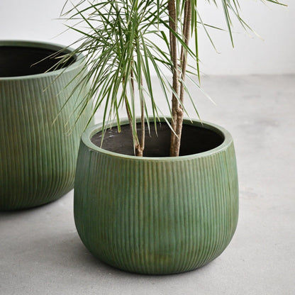 Nerja Concrete Pot - Copper Green