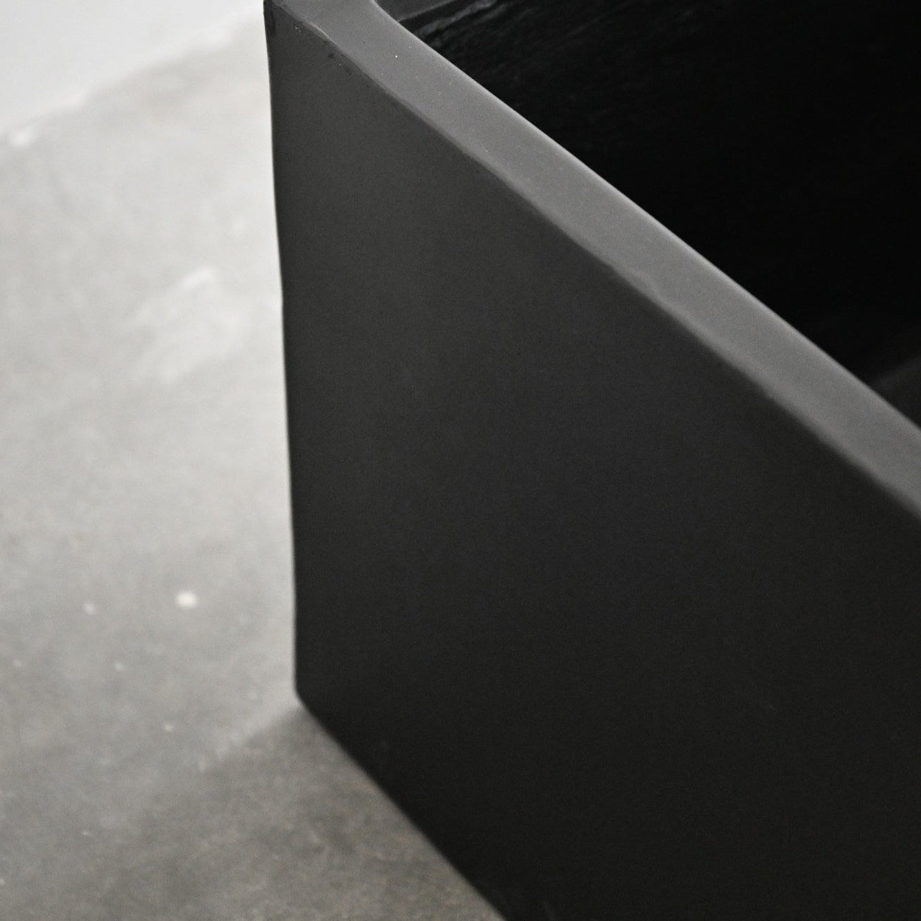 Black Rectangle Planter Box