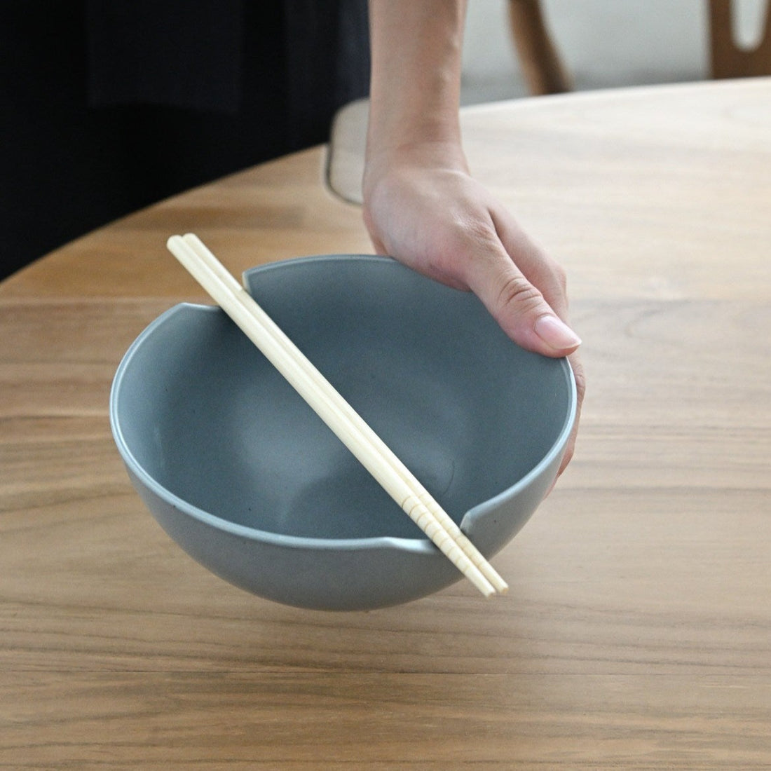 Ikana Iron Bowl With Chopsticks 