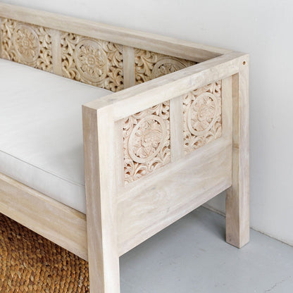 Kuno Carved Daybed