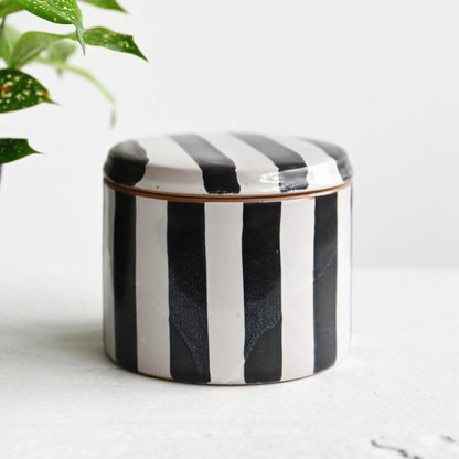Serina Jar With Lid