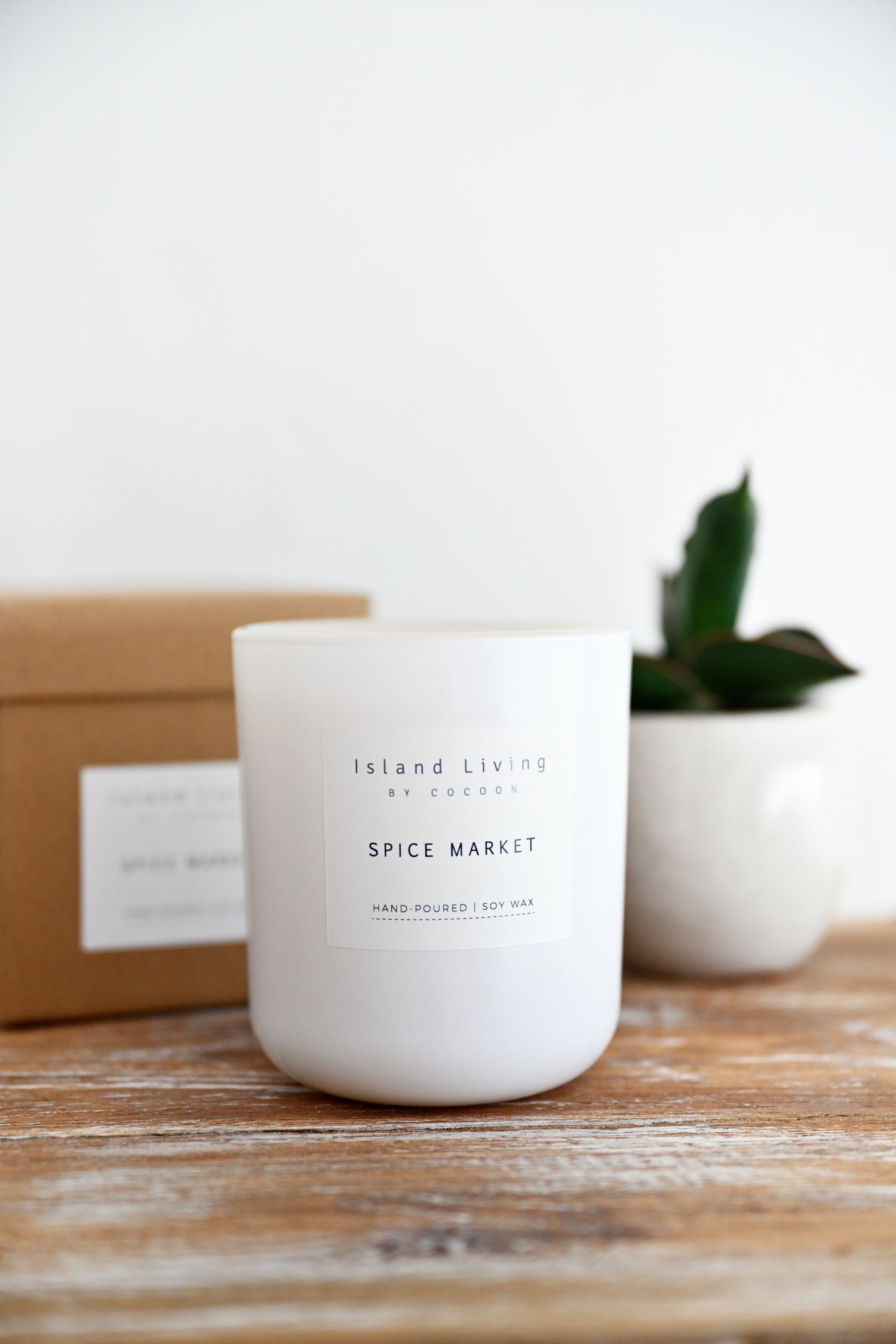Spice Market Island Living Soy Candle