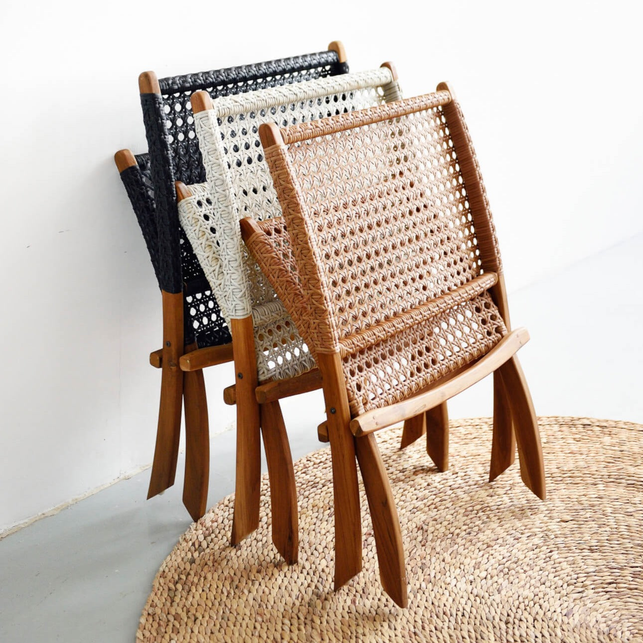 Venezuela Folding Chair - Mocha - Furniture