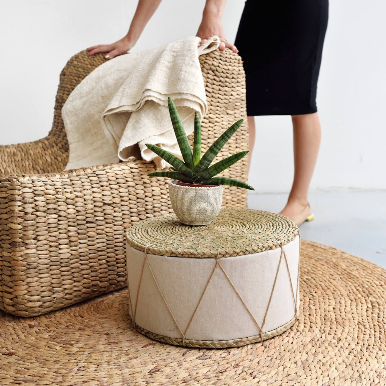 Natural Pouff - Cushions and Throws