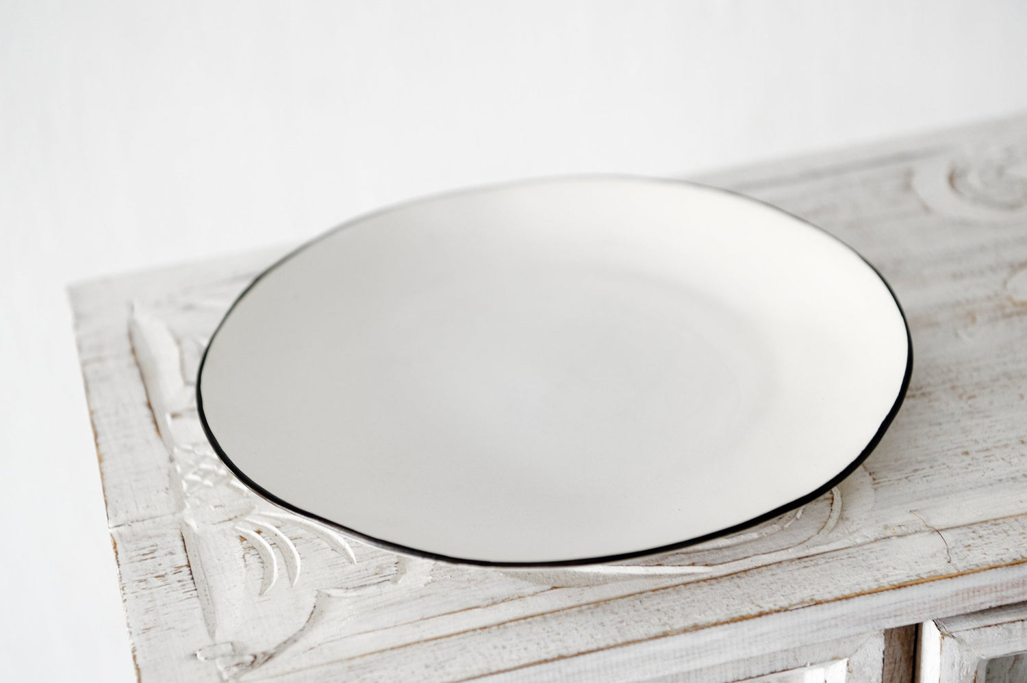 Andaman collection free form dinner plate
