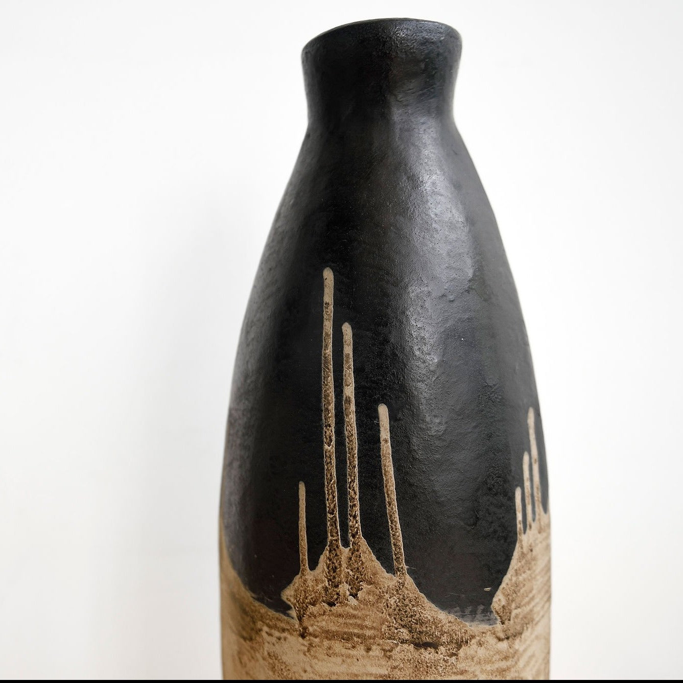 Black and Natural Vase close up view