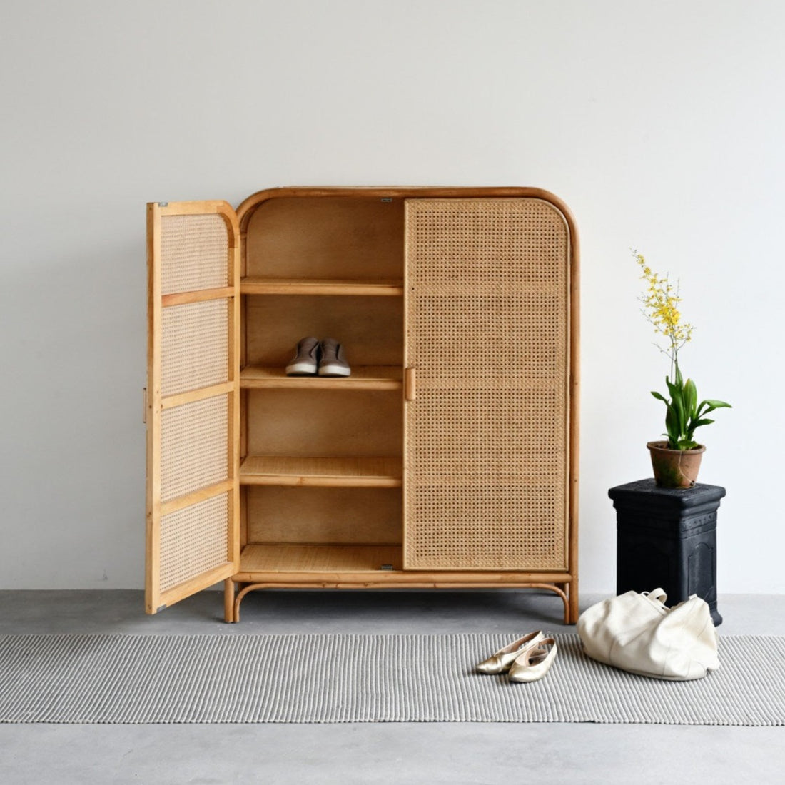 Isola 2 Door Cabinet