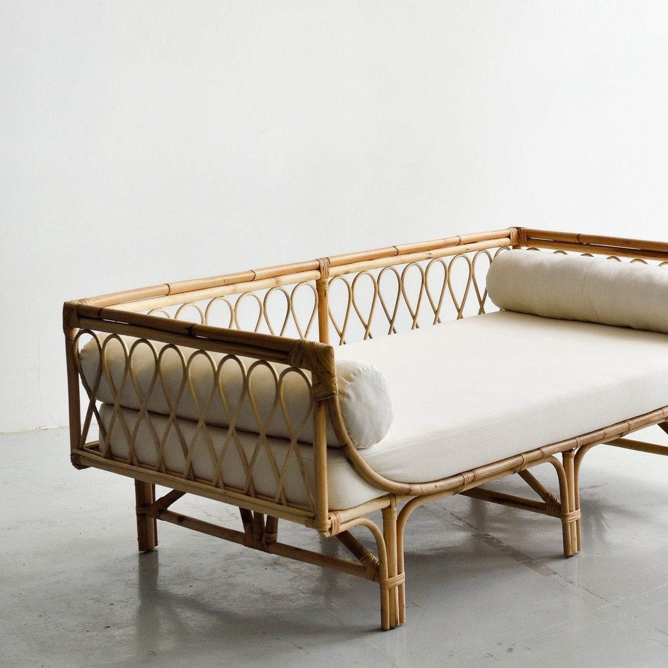 Large Aliki Daybed