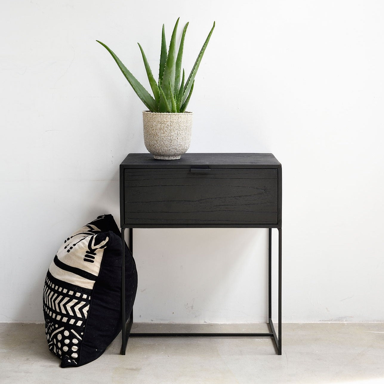 Lola Side Table - Black