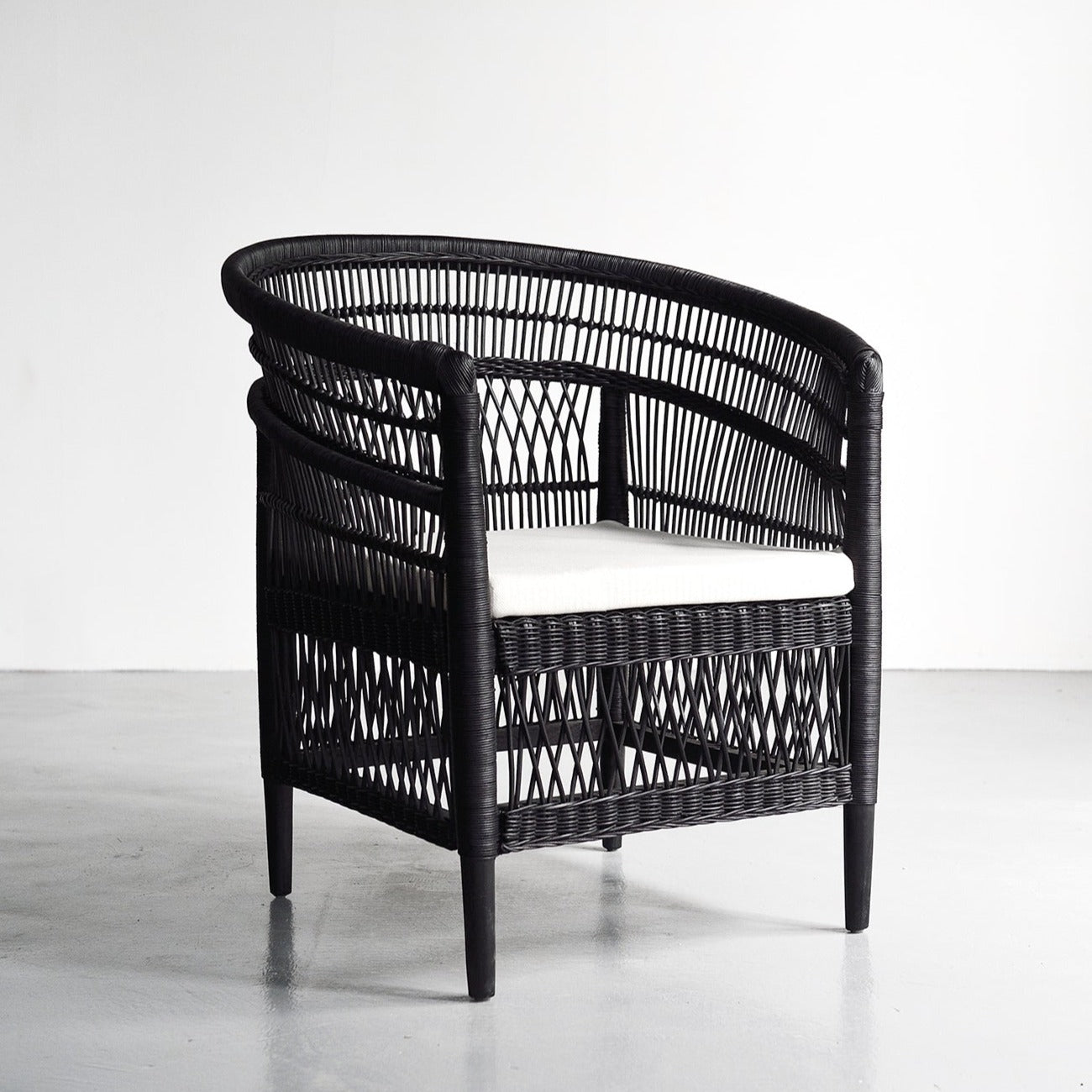 Malawi Arm Chair - Black - Furniture