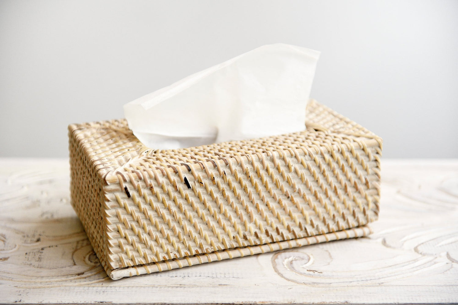 Rattan Tissue Box - white wash - Decor