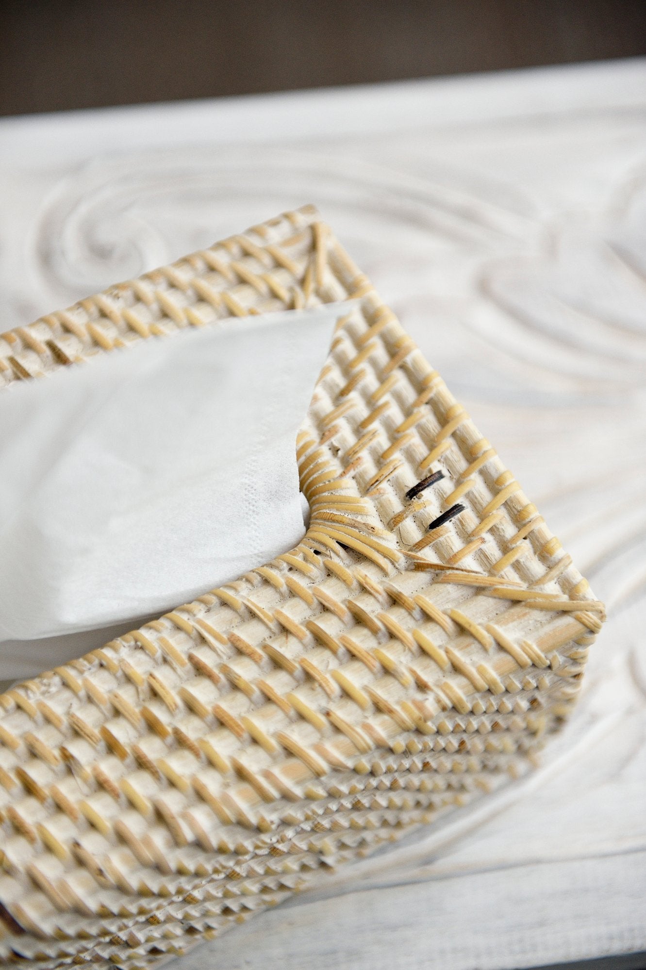 Rattan Tissue Box - white wash - Decor