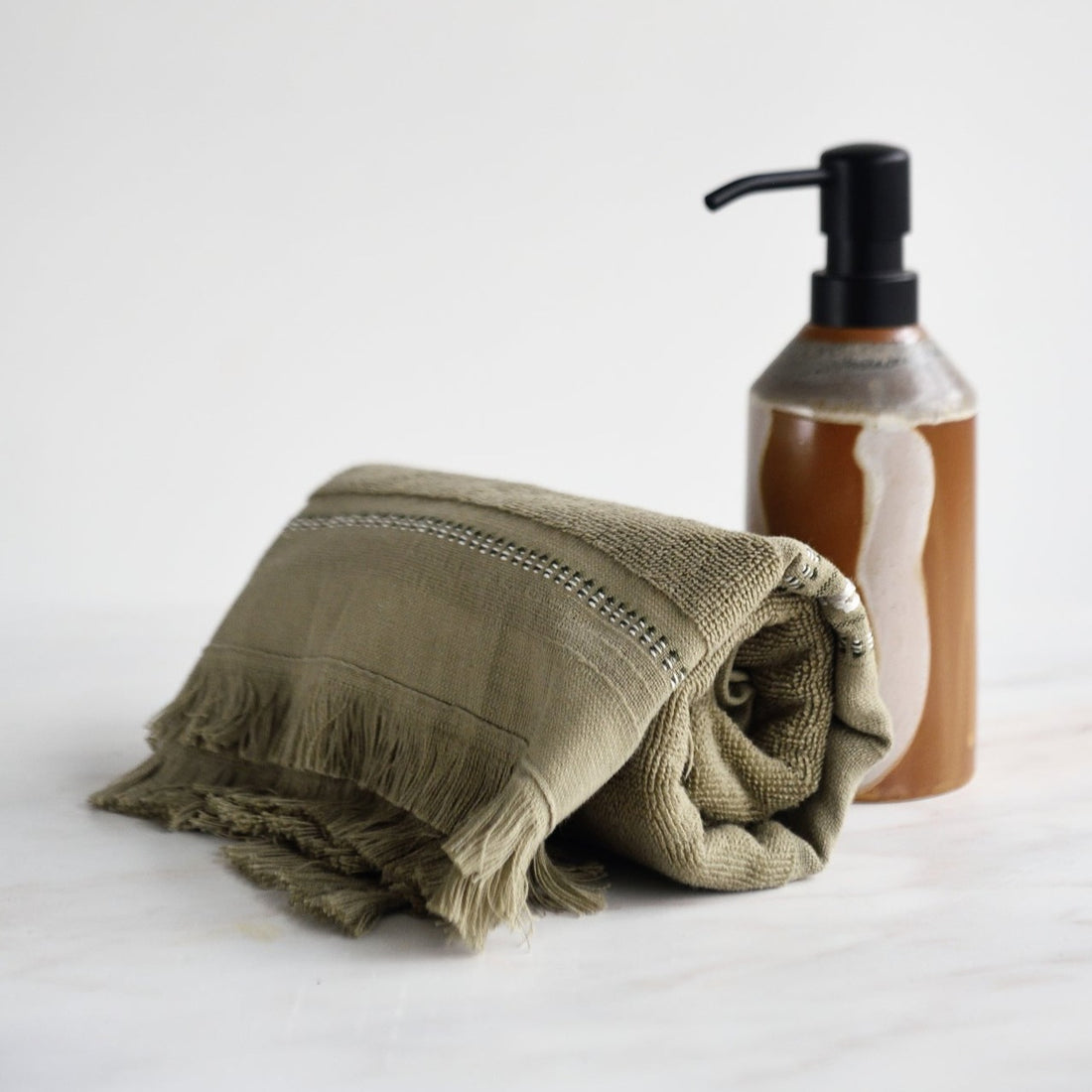 Lovina Hand Towel