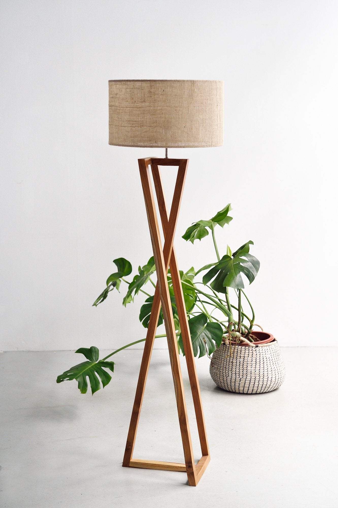 Tripod Standing Lamp - Jute Shade - Lighting