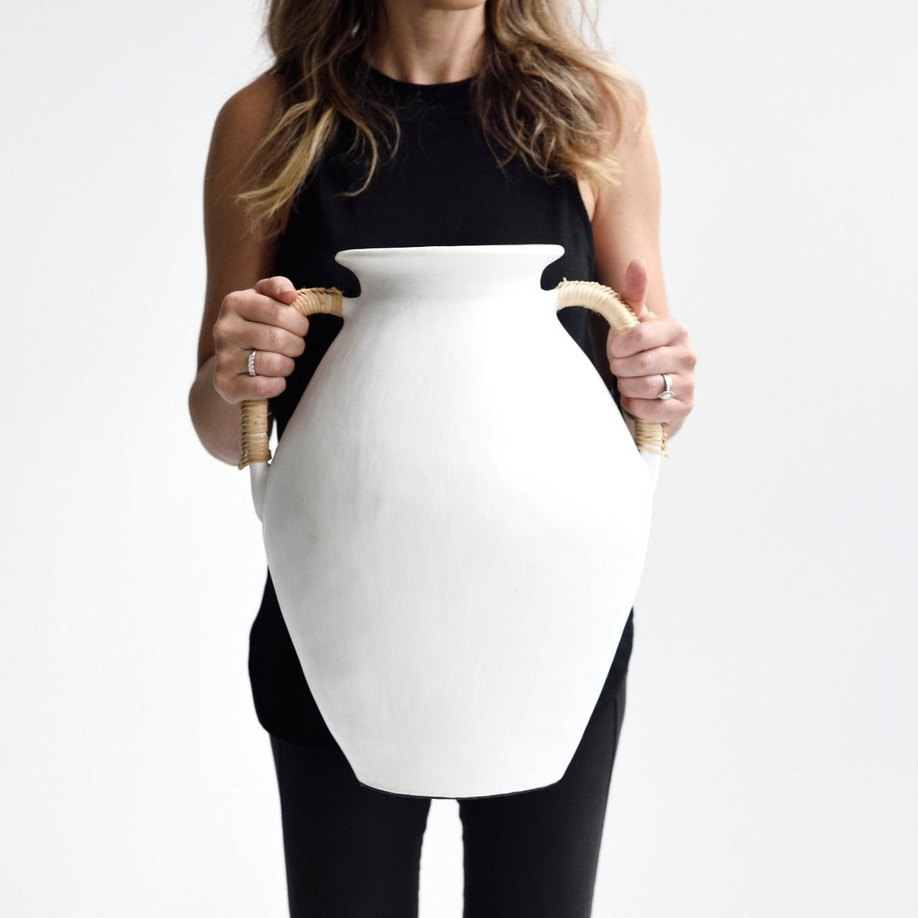 White Canggu Pottery Vases - Decor