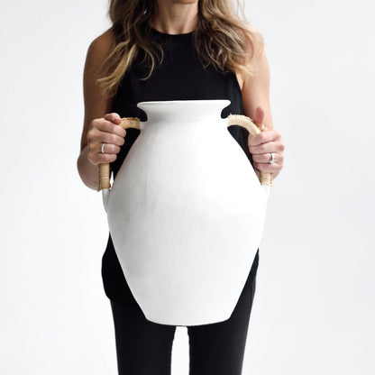 White Canggu Pottery Vases - Decor